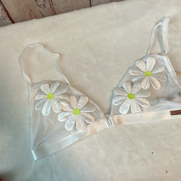 NWT Dolls Kill X DayDream Nation Daisy Bra - Picture 2 of 5